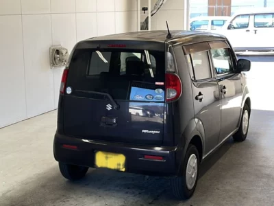 Suzuki MRWAGON