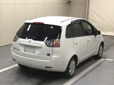 Mitsubishi COLT PLUS