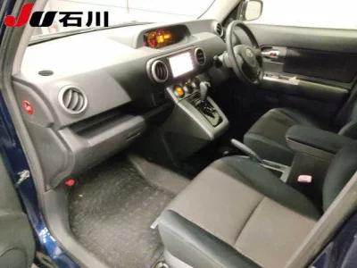 Toyota COROLLA RUMION