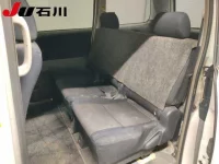 Toyota NOAH лот № 7060 оценка 3.5  с аукциона в Японии 4