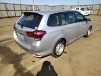 Toyota COROLLA FIELDER лот № 28345 оценка 4  с аукциона в Японии 2