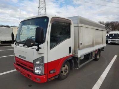 Isuzu ELF
