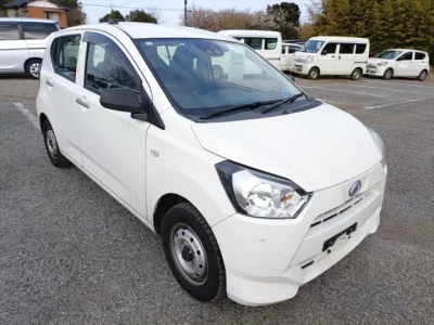 Daihatsu MIRA E S
