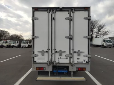 Hino DUTRO  с аукциона в Японии