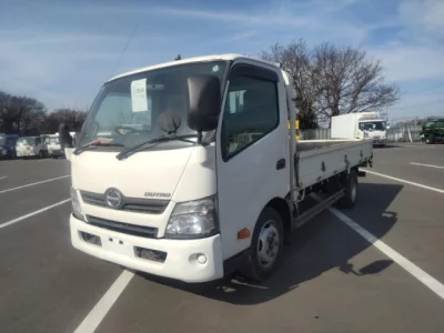 Hino DUTRO  с аукциона в Японии