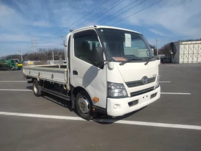 Hino DUTRO  с аукциона в Японии