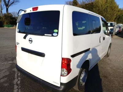 Nissan NV200