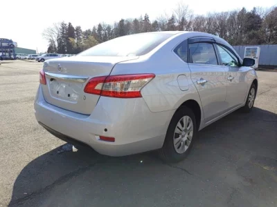 Nissan SYLPHY