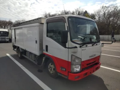 Isuzu ELF
