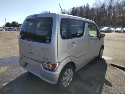 Suzuki WAGON R  с аукциона в Японии