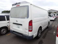 Toyota HIACE VAN лот № 84 оценка 3.5  с аукциона в Японии 1