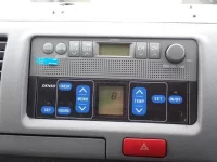 Toyota HIACE VAN лот № 84 оценка 3.5  с аукциона в Японии 8