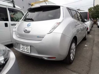 Nissan LEAF  с аукциона в Японии