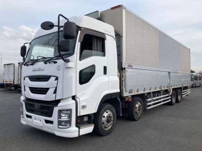 Isuzu GIGA