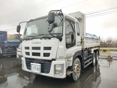 Isuzu GIGA