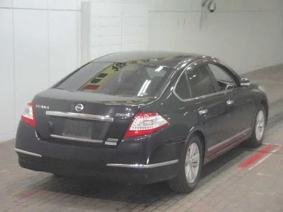 Nissan TEANA
