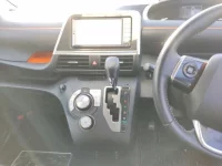 Toyota SIENTA лот № 24 оценка 3.5  с аукциона в Японии 4