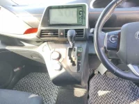 Toyota SIENTA лот № 2002 оценка 4  с аукциона в Японии 4