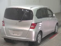 Honda FREED лот № 2278 оценка 3.5  с аукциона в Японии 3