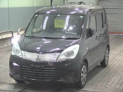 Mitsubishi DELICA D2