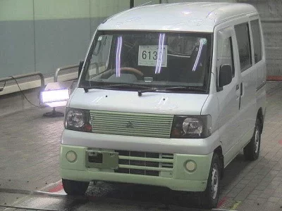 Mitsubishi MINICAB VAN