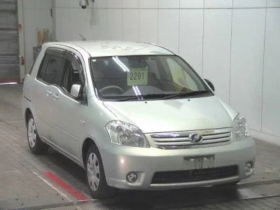 Toyota RAUM