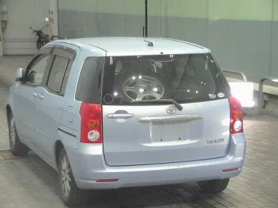 Toyota RAUM