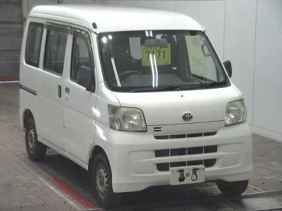 Toyota PIXIS VAN  с аукциона в Японии
