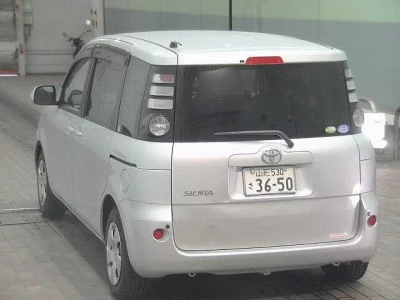 Toyota SIENTA