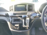 Nissan ELGRAND лот № 2203 оценка 4  с аукциона в Японии 4