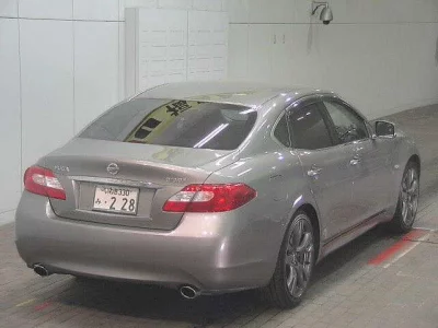Nissan FUGA
