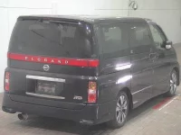 Nissan ELGRAND лот № 7128 оценка 3  с аукциона в Японии 3