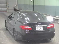 Nissan FUGA лот № 7309 оценка 3.5  с аукциона в Японии 1