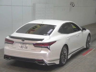 Lexus LS