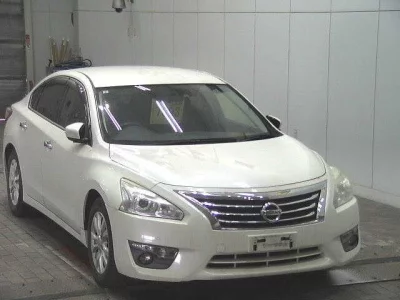 Nissan TEANA