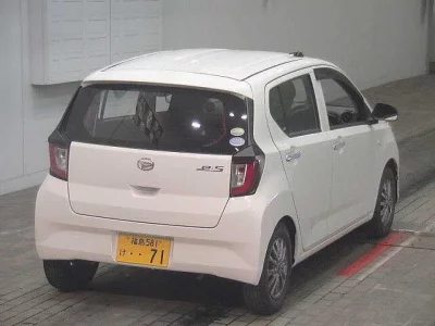 Daihatsu MIRA E S