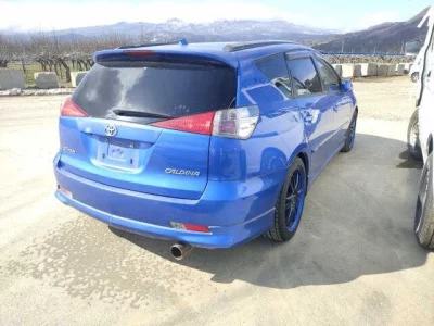 Toyota CALDINA  с аукциона в Японии