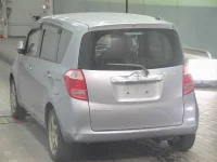 Toyota RACTIS лот № 2517 оценка 3.5  с аукциона в Японии 1