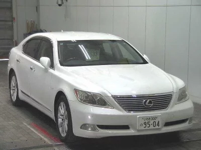 Lexus LS