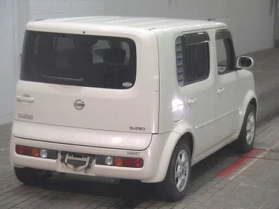 Nissan CUBE  с аукциона в Японии
