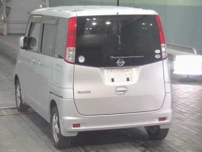 Nissan ROOX