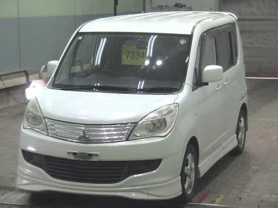 Mitsubishi DELICA D2