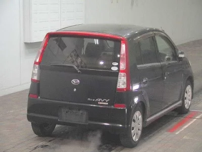 Daihatsu MIRA  с аукциона в Японии