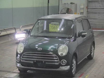 Daihatsu MIRA