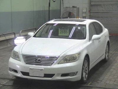 Lexus LS