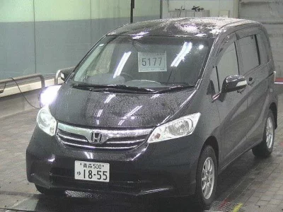 Honda FREED  с аукциона в Японии