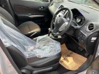 Nissan NOTE лот № 30001 оценка 4  с аукциона в Японии 6