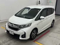 Honda FREED лот № 30045 оценка 4  с аукциона в Японии 3