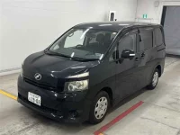 Toyota VOXY лот № 30023 оценка 3.5  с аукциона в Японии 3