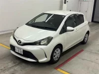 Toyota VITZ лот № 30025 оценка 3.5  с аукциона в Японии 3